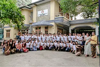 学校の集合写真