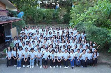 学校の集合写真